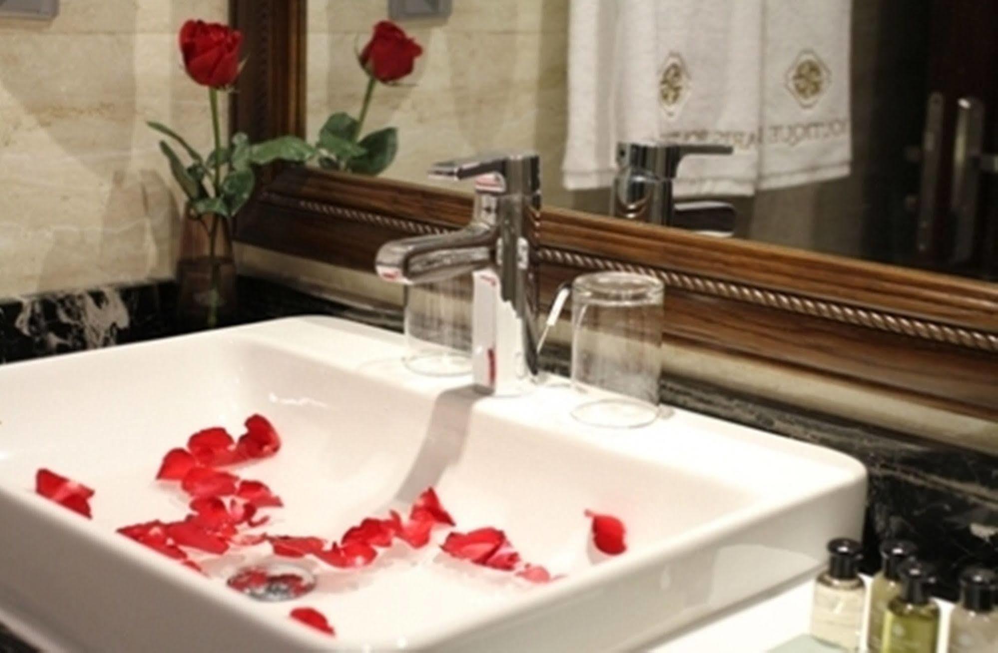 Paris Boutique Hotel Sapa Eksteriør billede